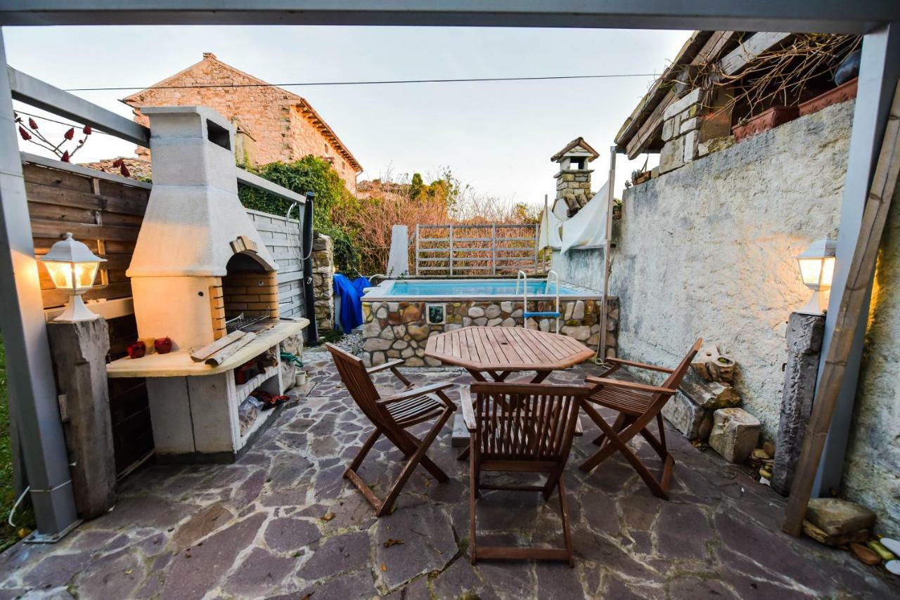 Country House Ana Sovinjak Exterior photo
